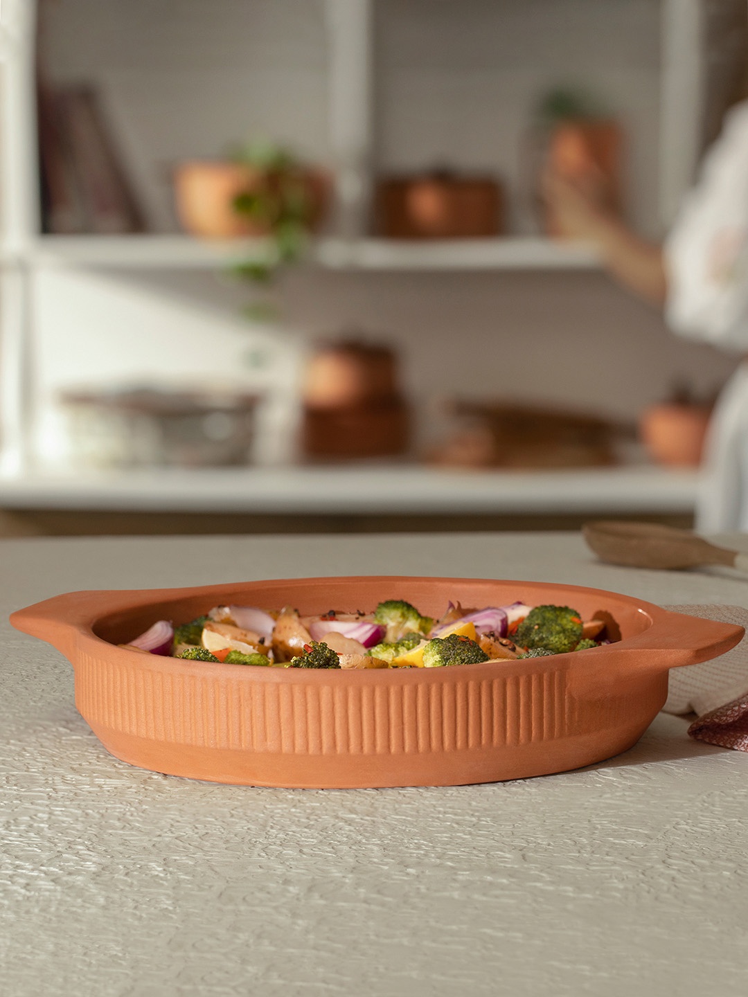 ellementry Brown Textured Sienna Terracotta Baking Dish
