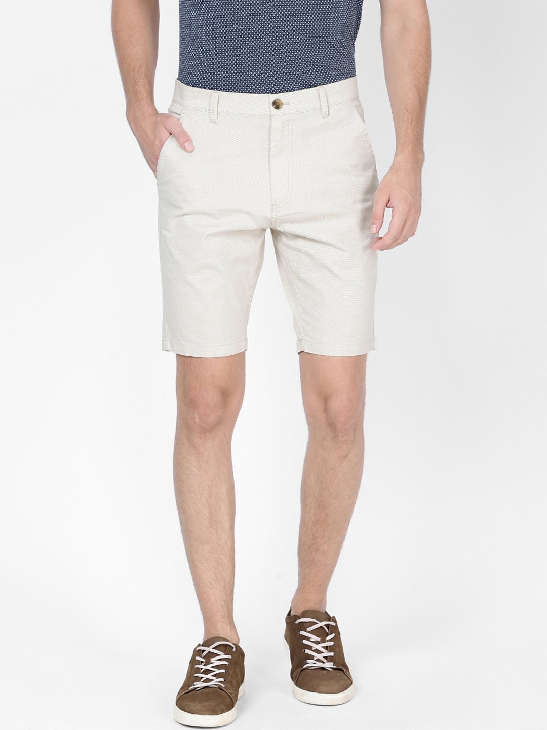 

t-base Men Beige Solid Slim Fit Chino Shorts