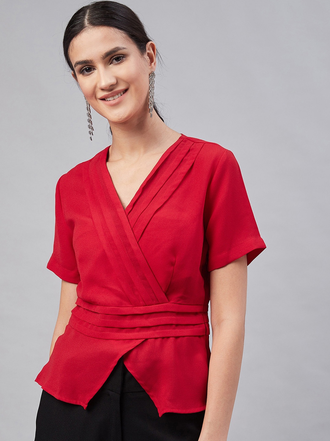 

Marie Claire Women Red Solid Wrap Top