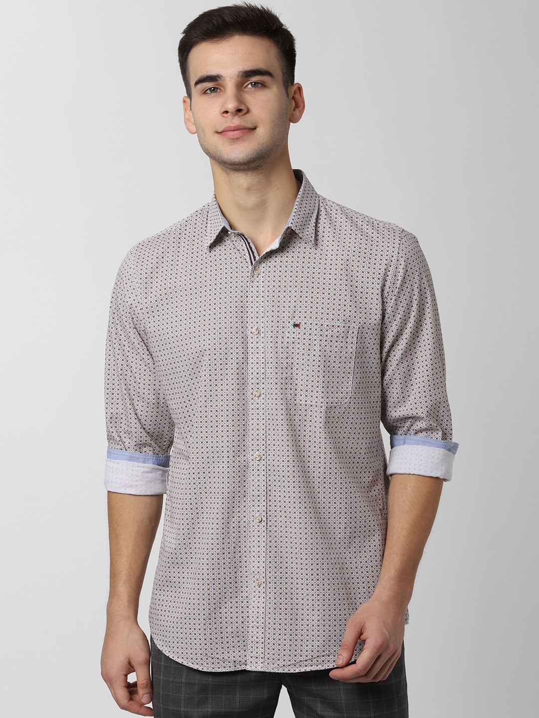 

Peter England Men Off White Slim Fit Floral Printed Casual Shirt