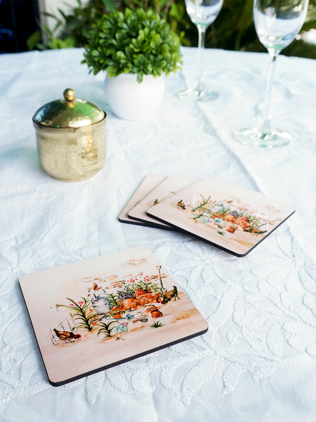 

KOLOROBIA Set Of 4 Beige & Brown Printed English Garden Square Wooden Coasters