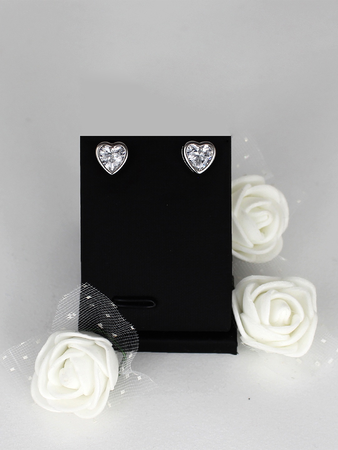 

GIVA Woman 925 Sterling Silver Swarovski Crystal Coeur Heart Shaped Studs