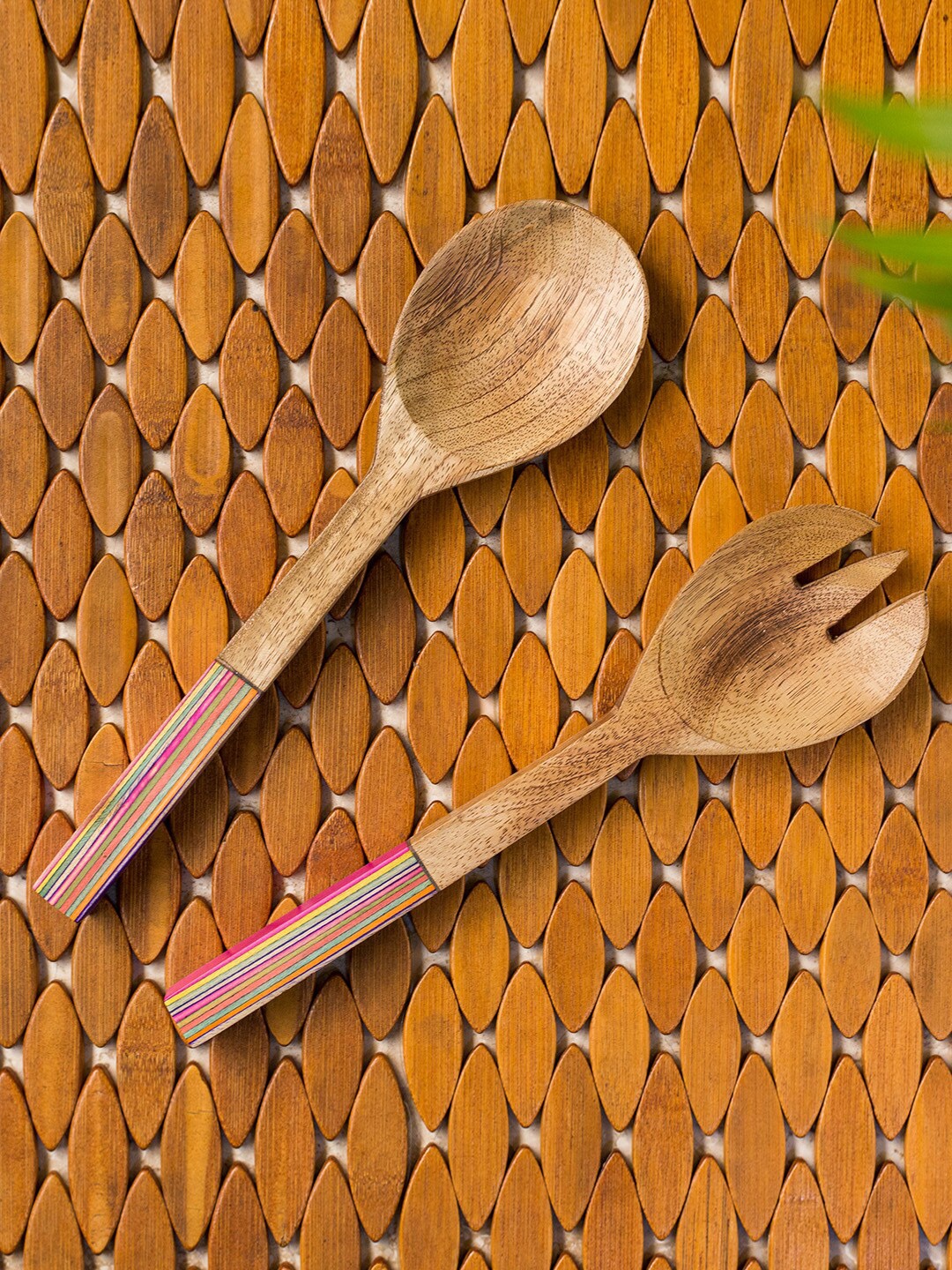 

ExclusiveLane Set Of 2 Brown The Rainbow Pack Mango Wooden Serving Spoon & Fork