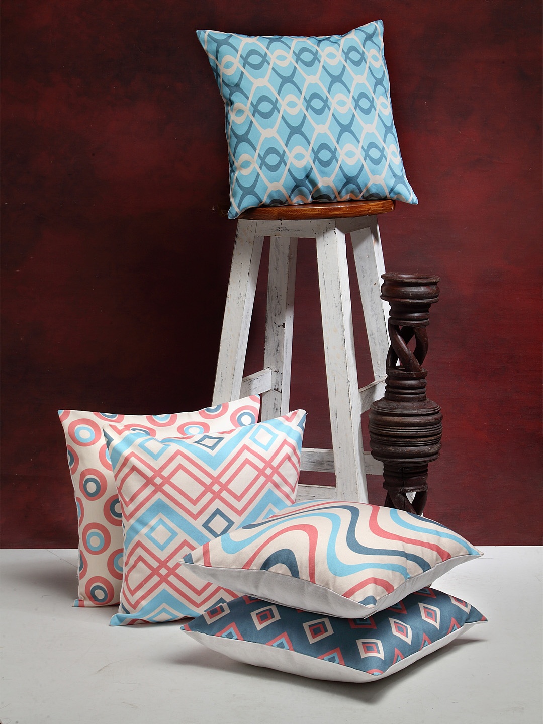 Alina decor Multicoloured Set of 5 Geometric Square Cushion Covers, Multi