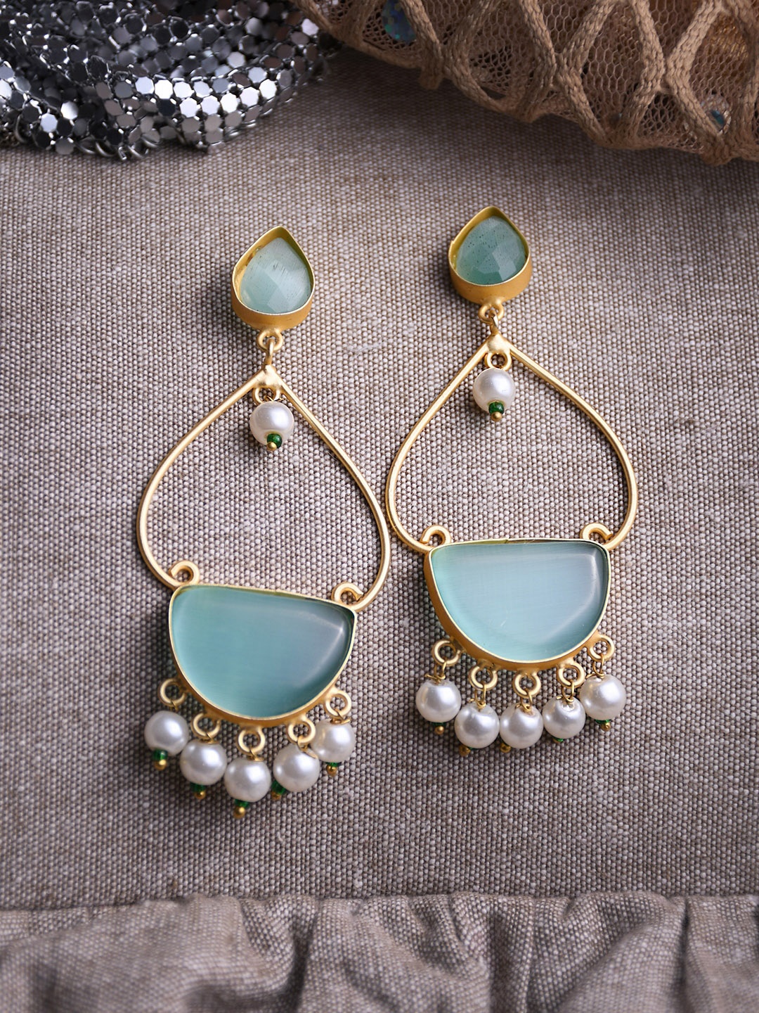 

Infuzze Blue & White Classic Drop Earrings