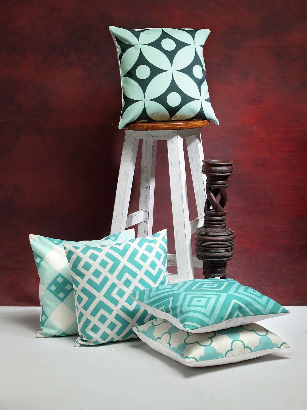 

Alina decor Multicoloured Set of 5 Abstract Square Cushion Covers, Multi