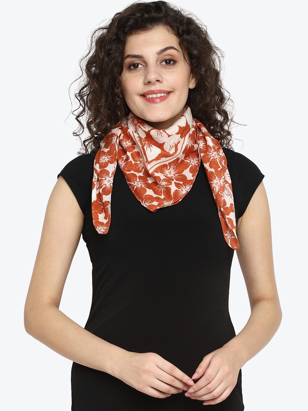 

Aditi Wasan Women Off-White & Orange Printed Square Scarf