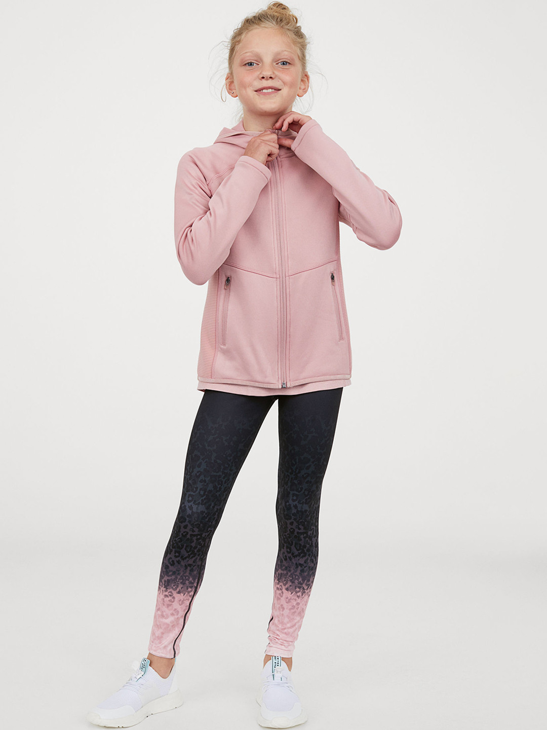 

H&M Girls Charcoal Grey & Pink Colourblocked Sports Tights