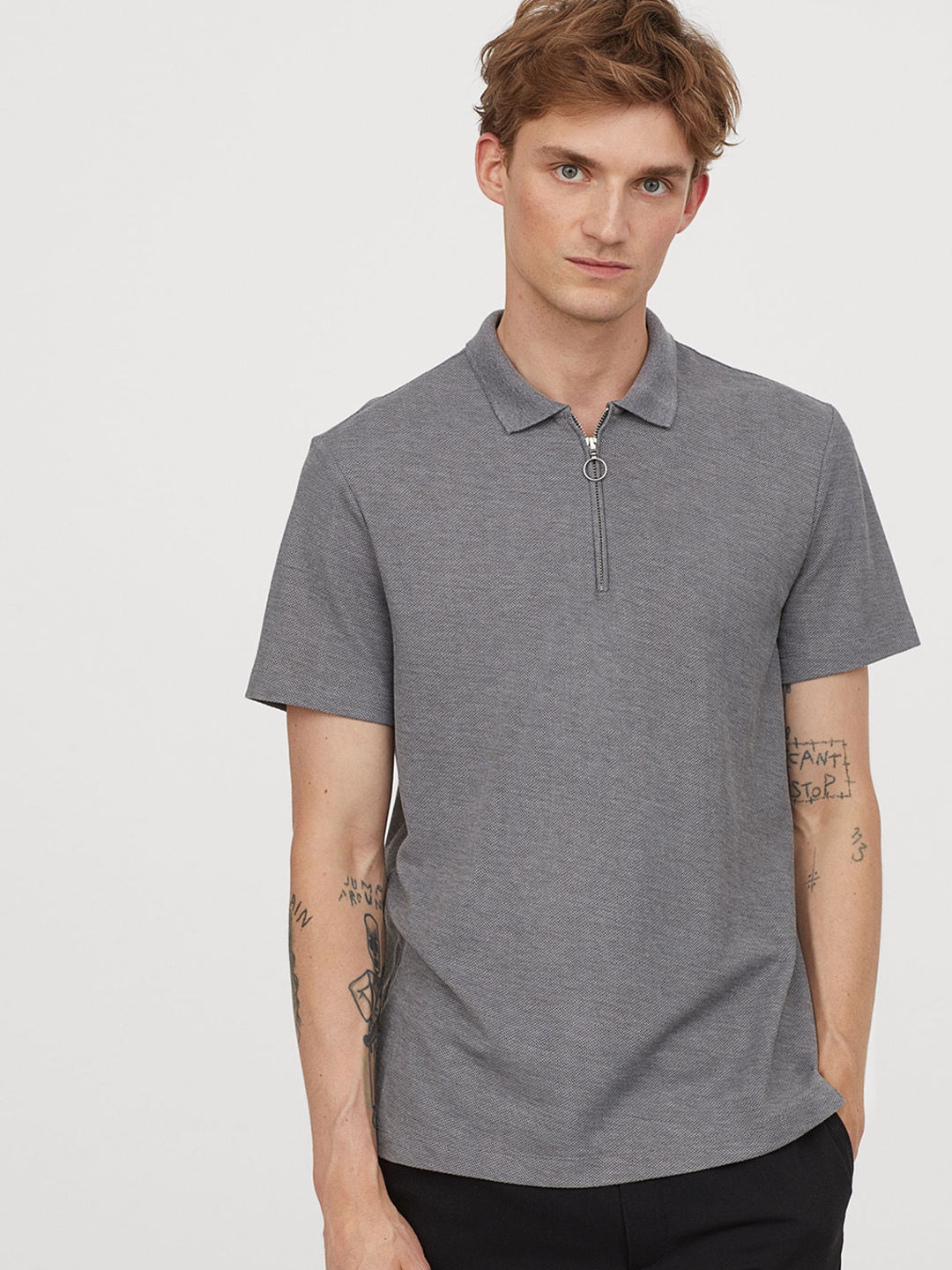 

H&M Men Grey Solid Polo Collar T-shirt
