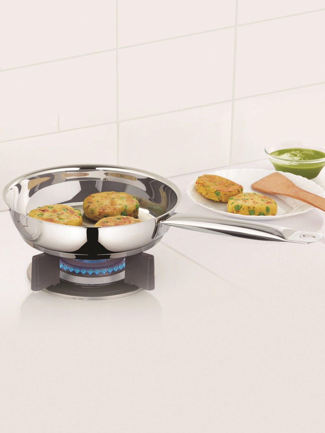 

BOROSIL Silver-Toned Stainless Steel Tri-Ply Induction Compatible Impact Bonded Bottom Fry Pan