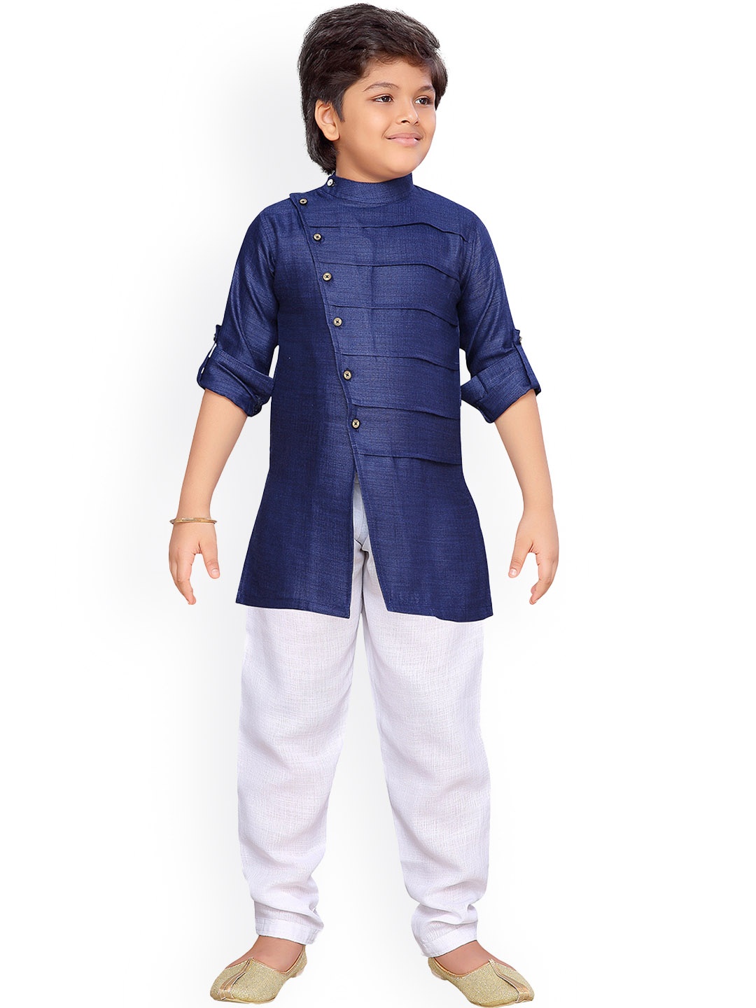 

Aj DEZInES Boys Blue & White Solid Kurta with Pyjamas