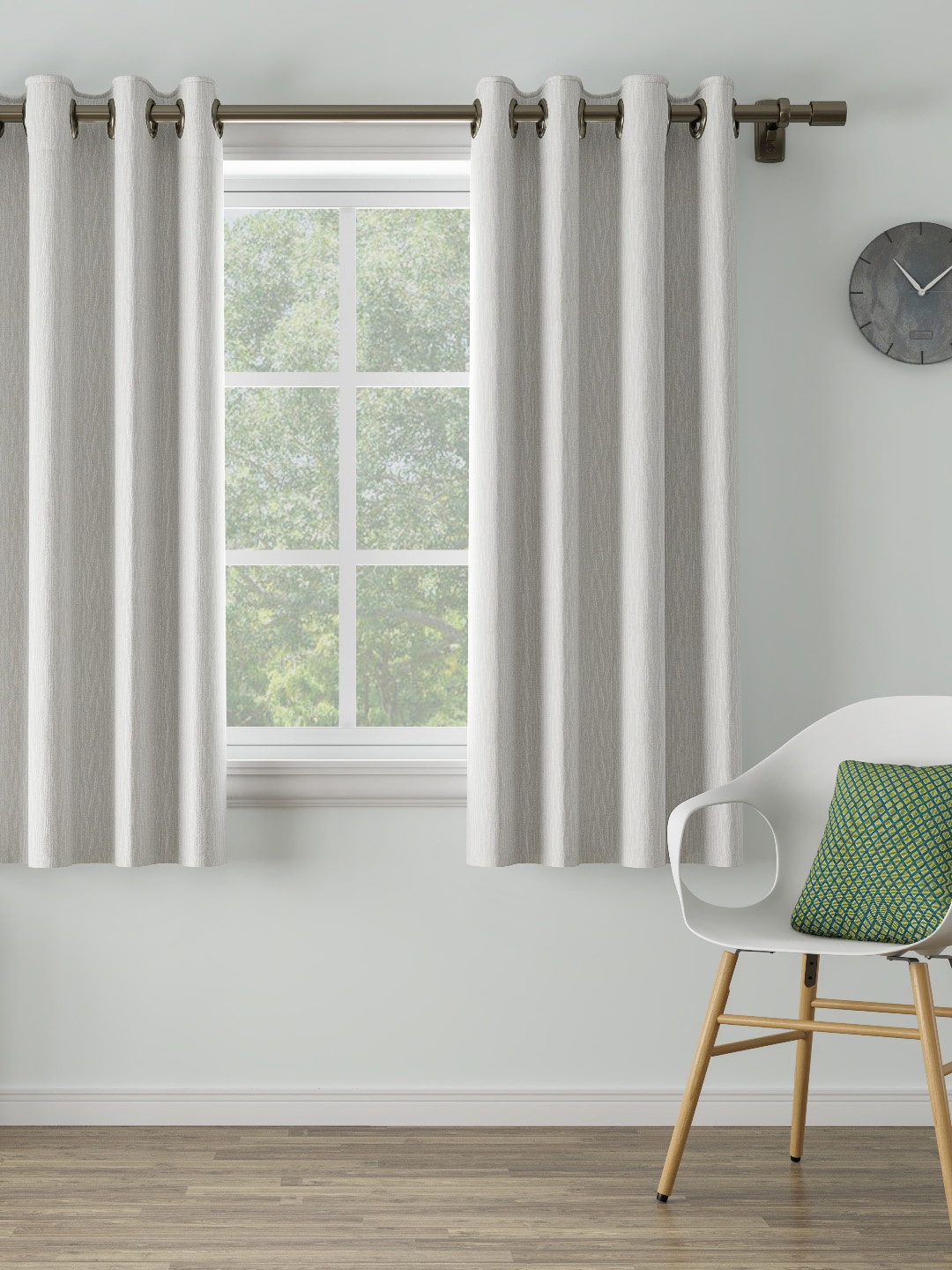 

DDecor White Set of 2 Window Curtains