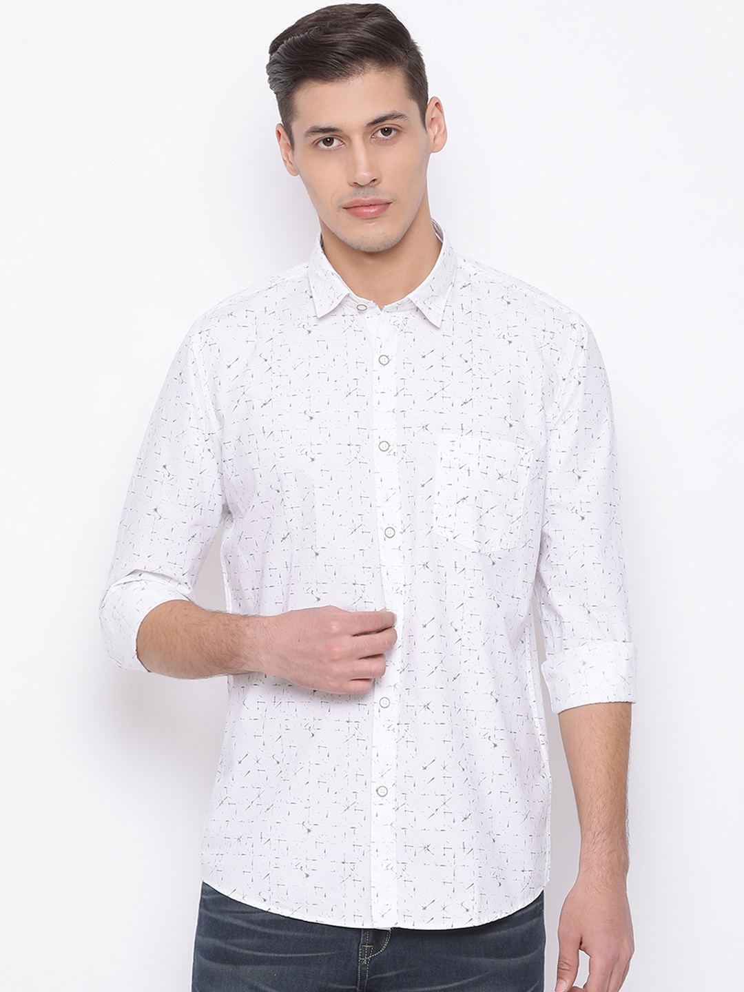 

Richlook Men White Slim Fit Printed Casual Shirt