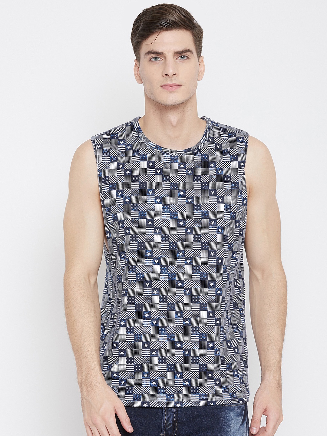 

Hypernation Men Blue Printed Round Neck T-shirt