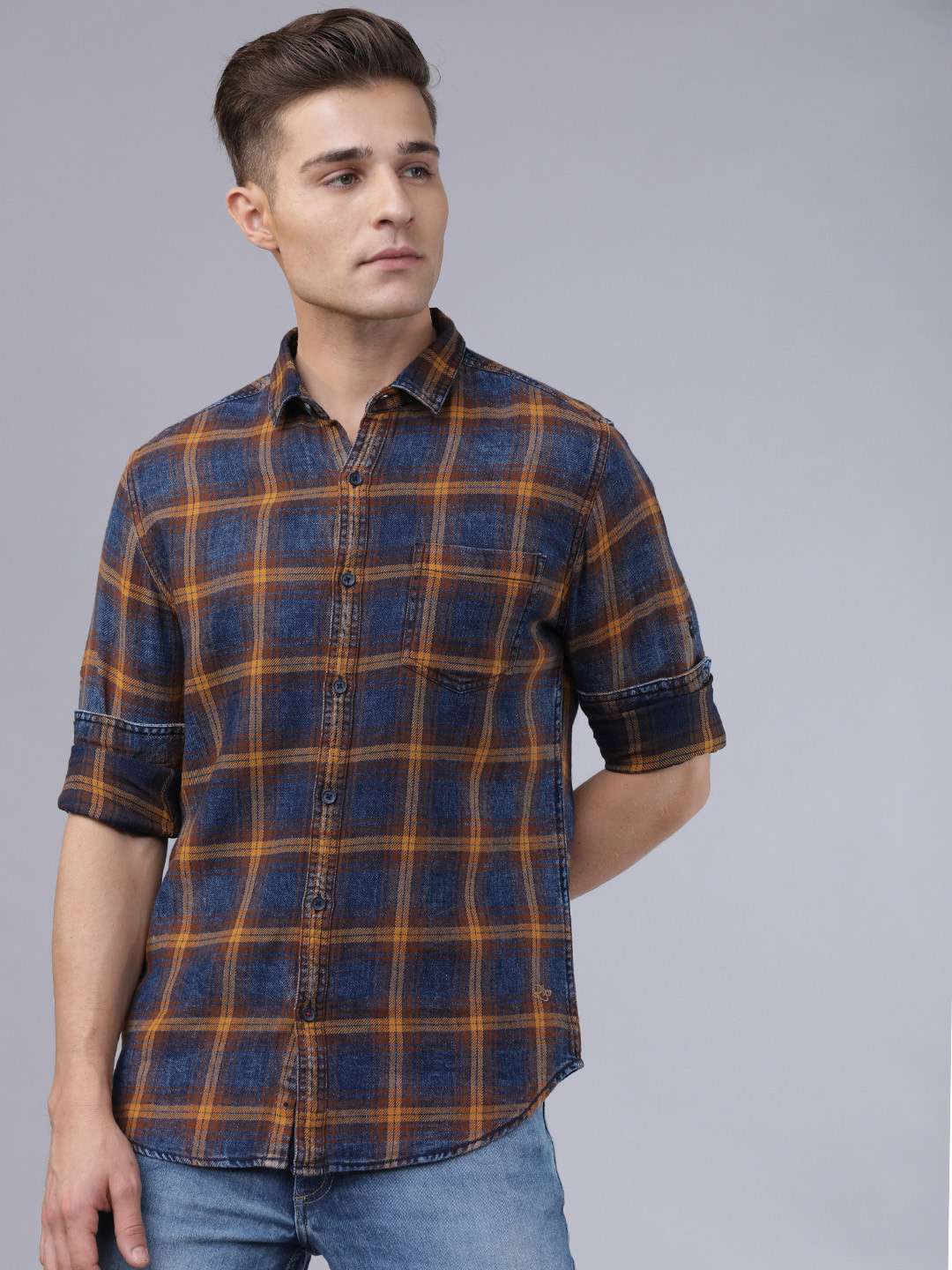

LOCOMOTIVE Men Blue & Mustard Yellow Slim Fit Checked Casual Shirt