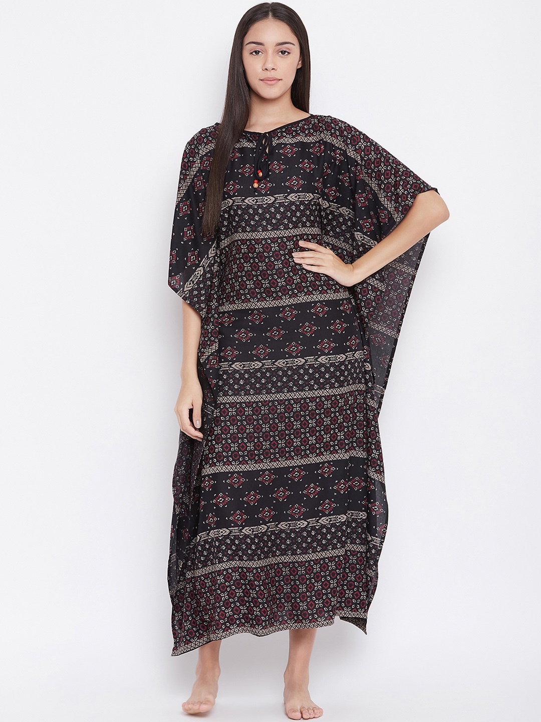 

The Kaftan Company Black & Red Printed Nightdress
