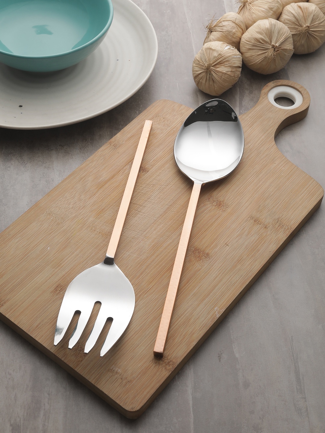 

VarEesha Set Of 2 Copper & Silver-Toned Textured Stainless Steel Salad Serving Spoons With Hammered Handles