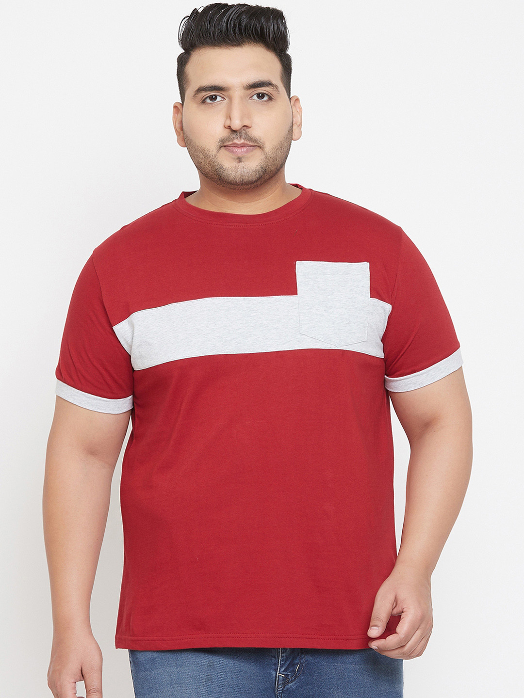 

bigbanana Plus Size Men Maroon Colourblocked Round Neck T-shirt