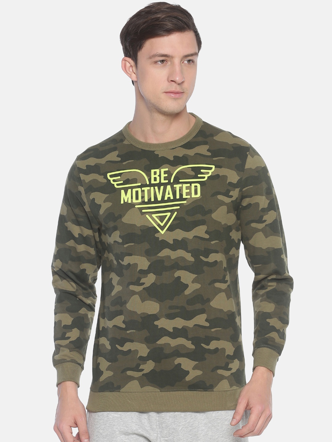 

Steenbok Men Green Camouflage Printed Sweatshirt