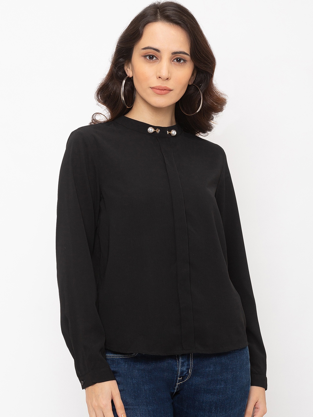 

Globus Women Black Regular Fit Solid Casual Shirt