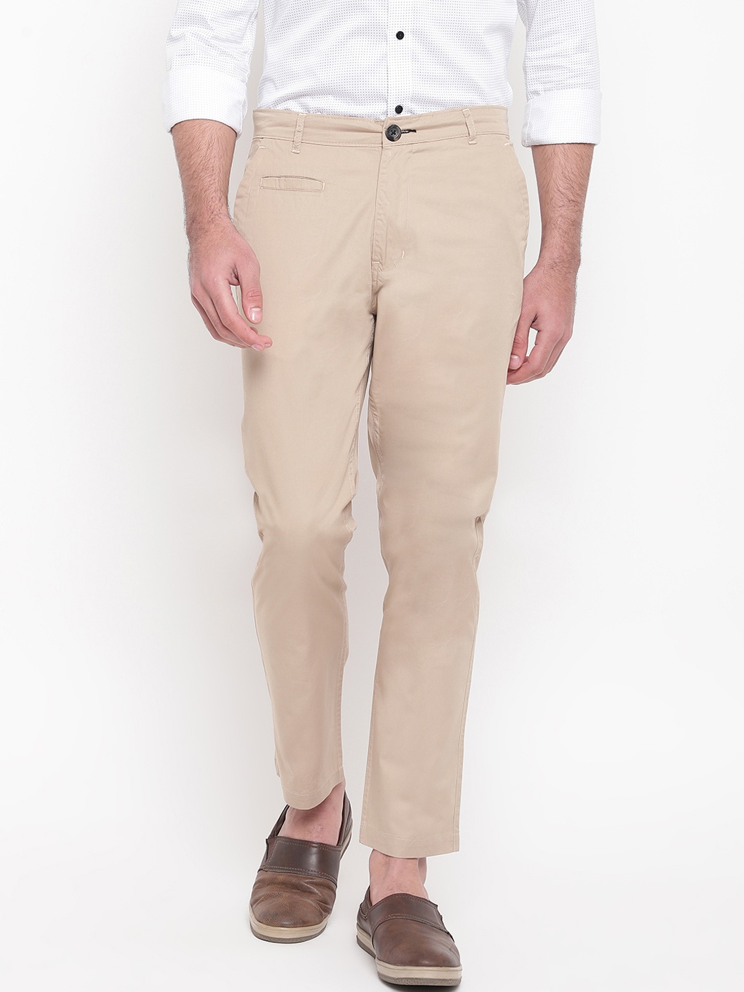 

SAPPER Men Beige Slim Fit Solid Chinos