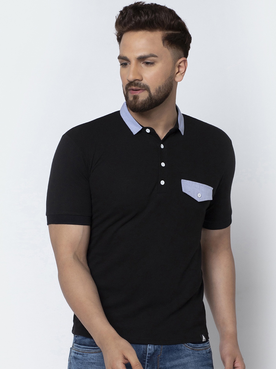 Aesthetic Bodies Men Black Slim Fit Solid Polo Collar T-shirt