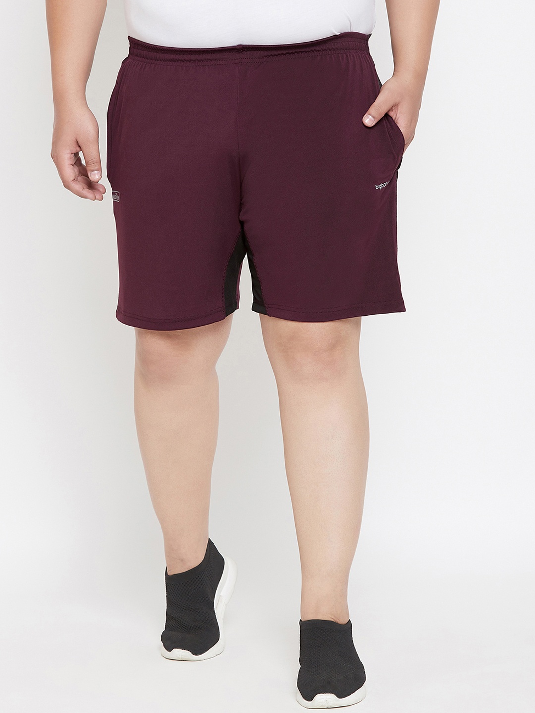 

bigbanana Plus Size Men Maroon Striped Regular Fit Regular Shorts