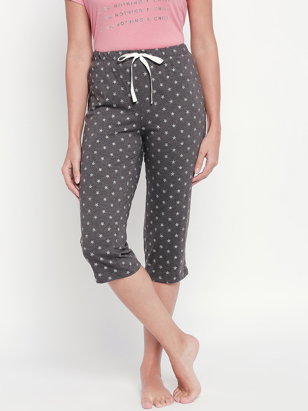 

Dreamz by Pantaloons Women Grey & White Printed Slim-Fit Lounge Capris