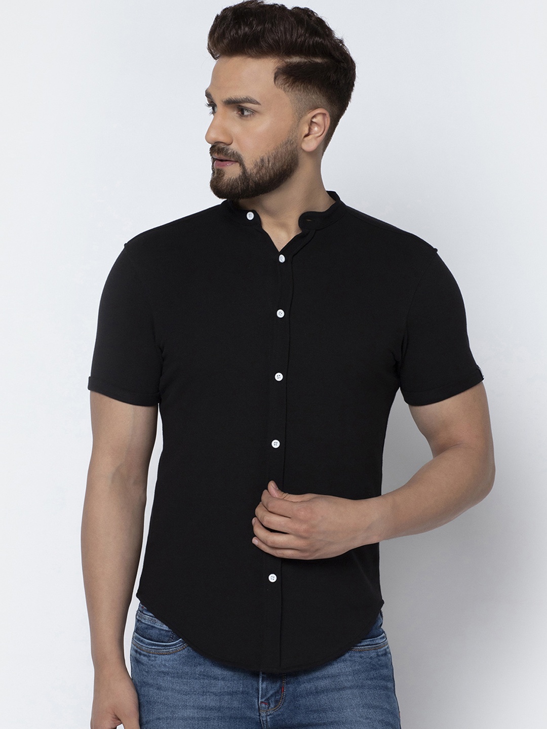 

Aesthetic Bodies Men Black Slim Fit Solid Casual Shirt