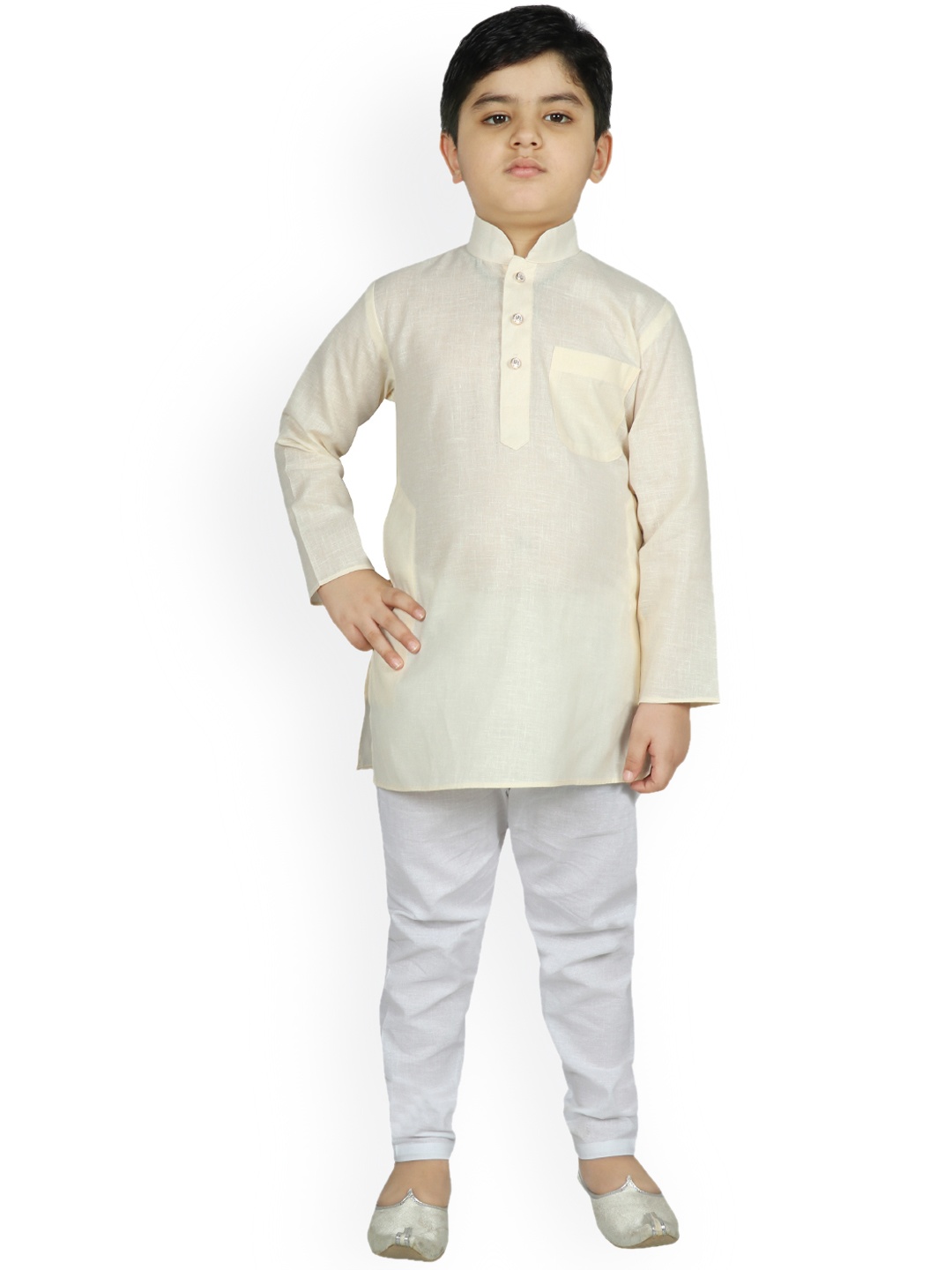 

SG YUVRAJ Boys Cream-Coloured Self Design Kurta with Pyjamas