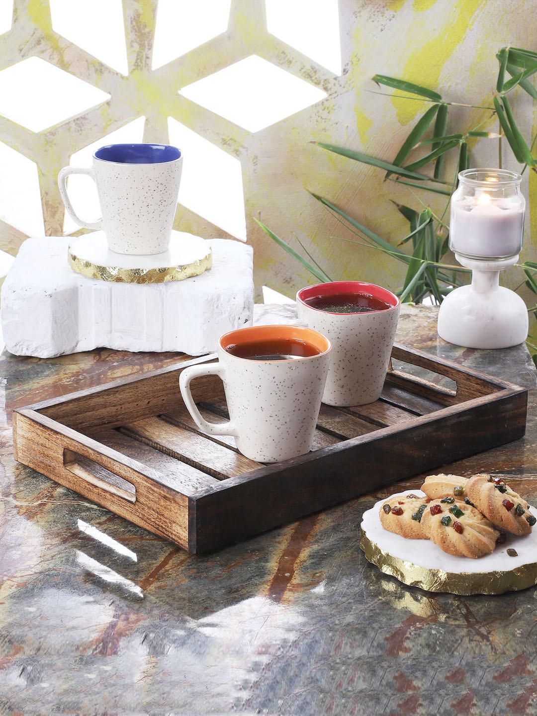 

CDI Set Of 7 Brown & White Solid Square Shaped Tea Cups With Tray