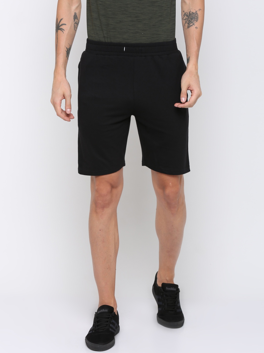 

PERFKT-U Men Black Solid Regular Fit Sports Shorts