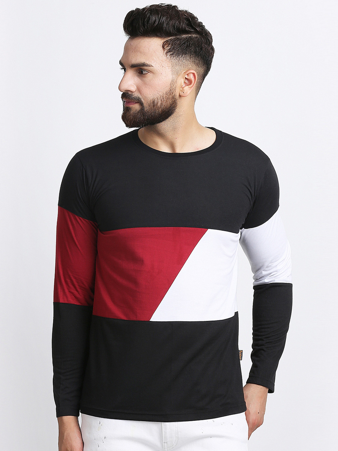 

Rodzen Men Black & White Colourblocked Round Neck T-shirt