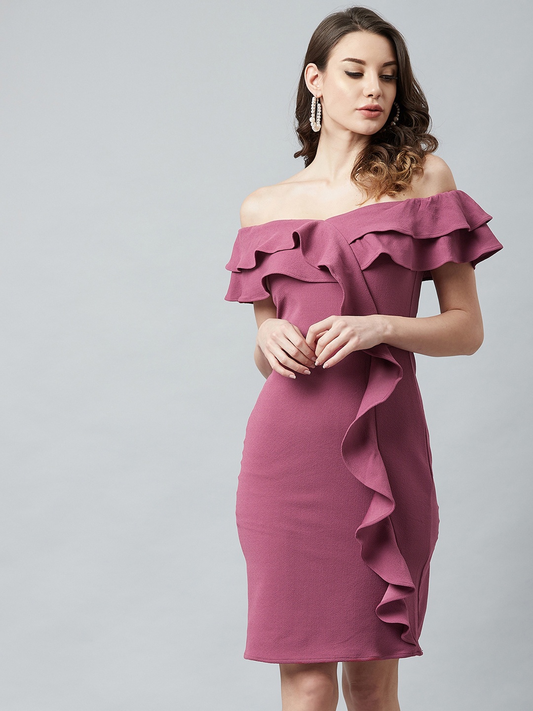 

Athena Women Mauve Solid Bodycon Dress