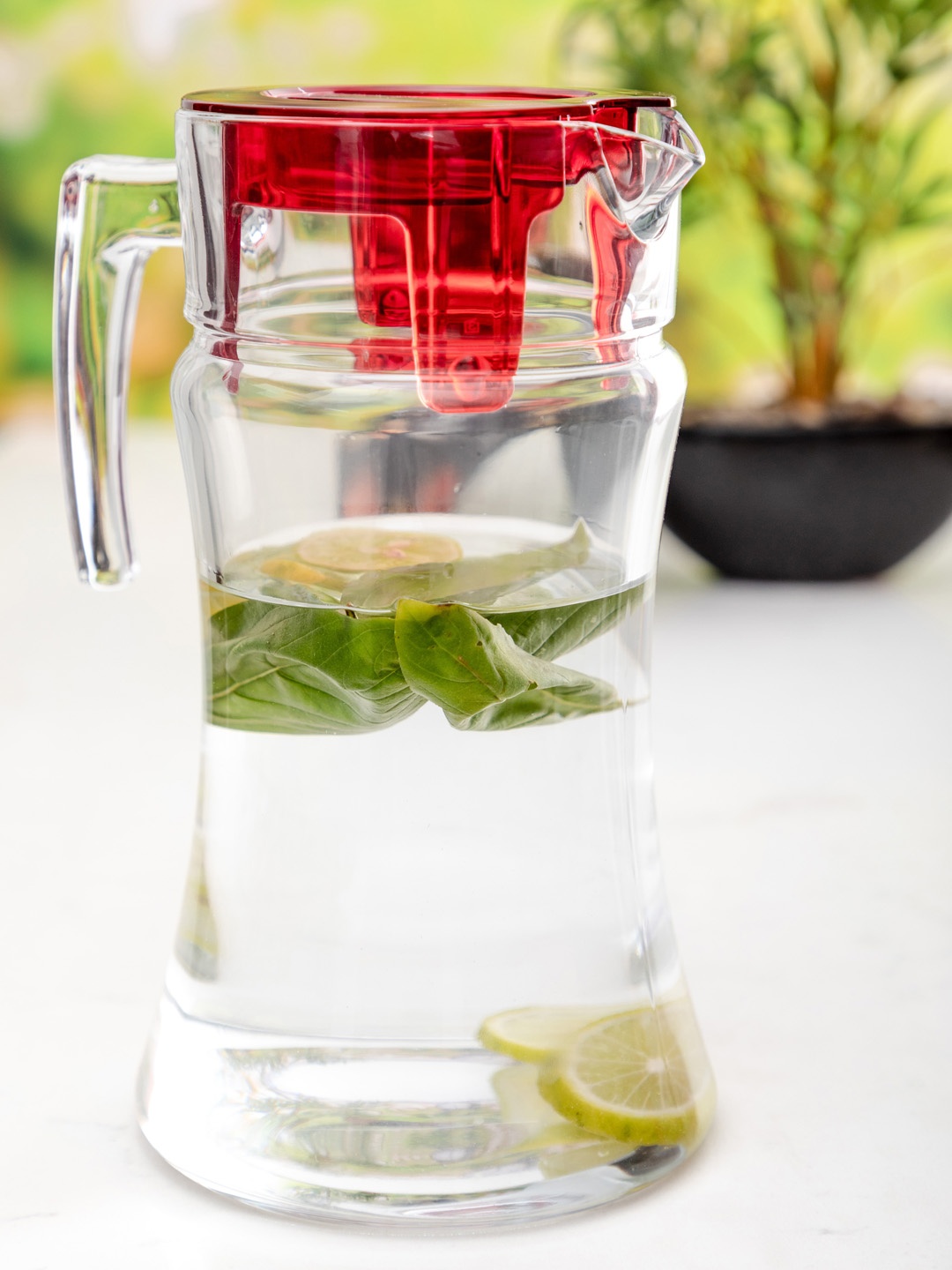 

GOODHOMES Red & Transparent Solid Glass Water Jug with Lid