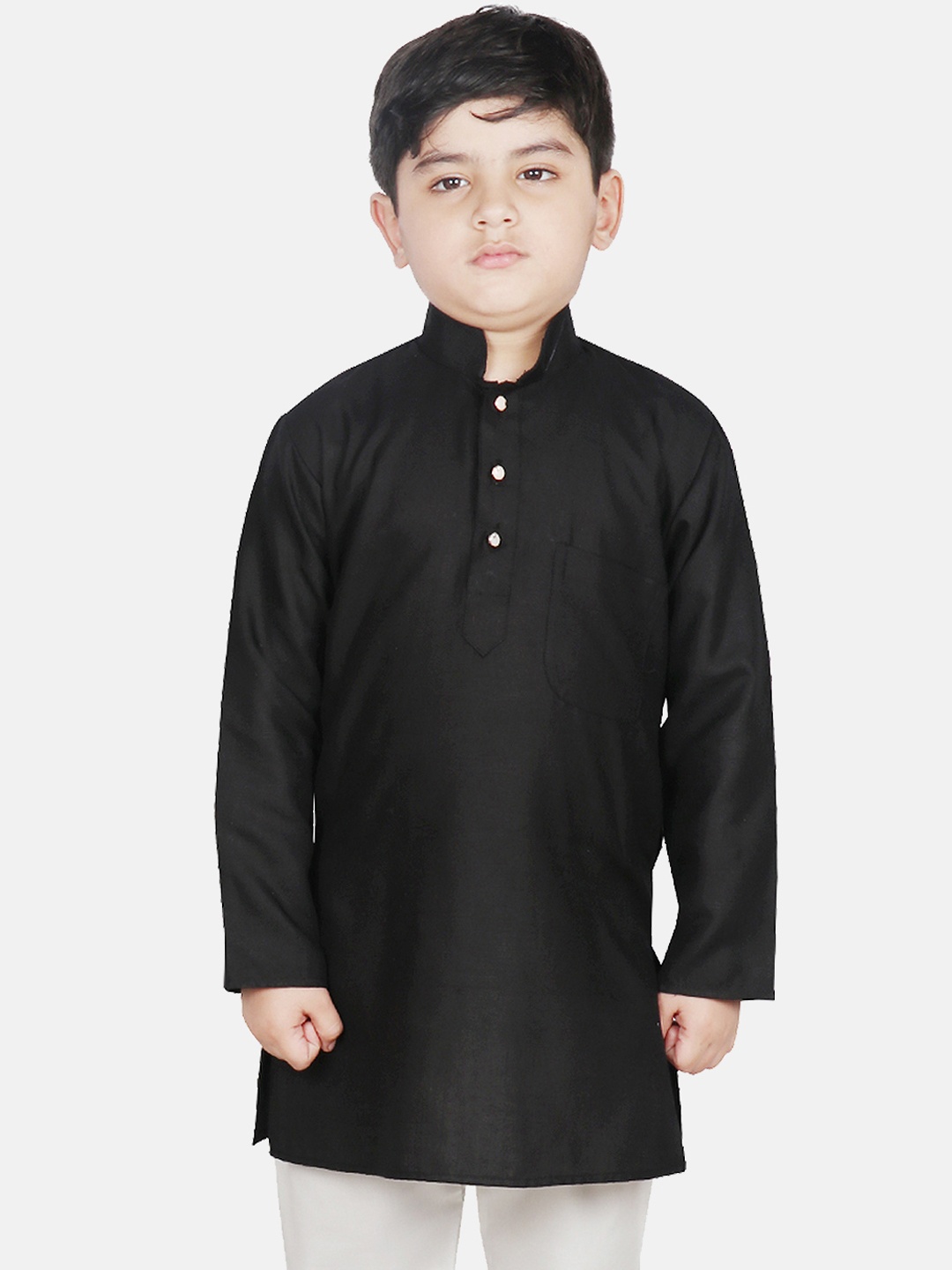 

SG YUVRAJ Boys Black Solid Straight Kurta