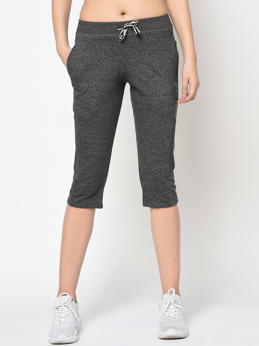 

FEMEA Women Charcoal Solid Slim Fit Capris