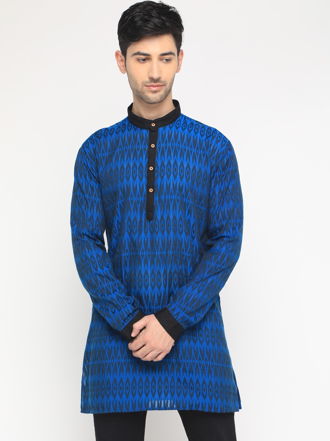 

SHOWOFF Men Blue Woven Design Straight Kurta