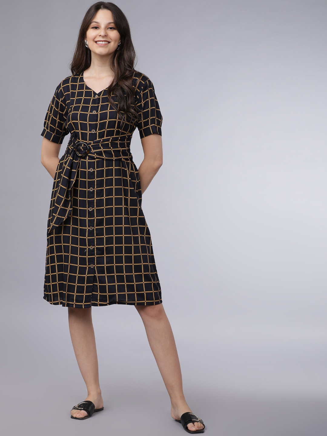 

Tokyo Talkies Women Navy Blue & Beige Checked Fit and Flare Dress