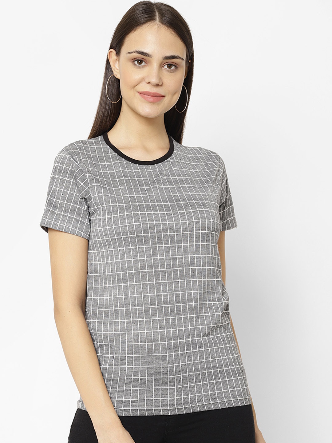 

VIMAL JONNEY Women Grey & White Checked Round Neck T-shirt