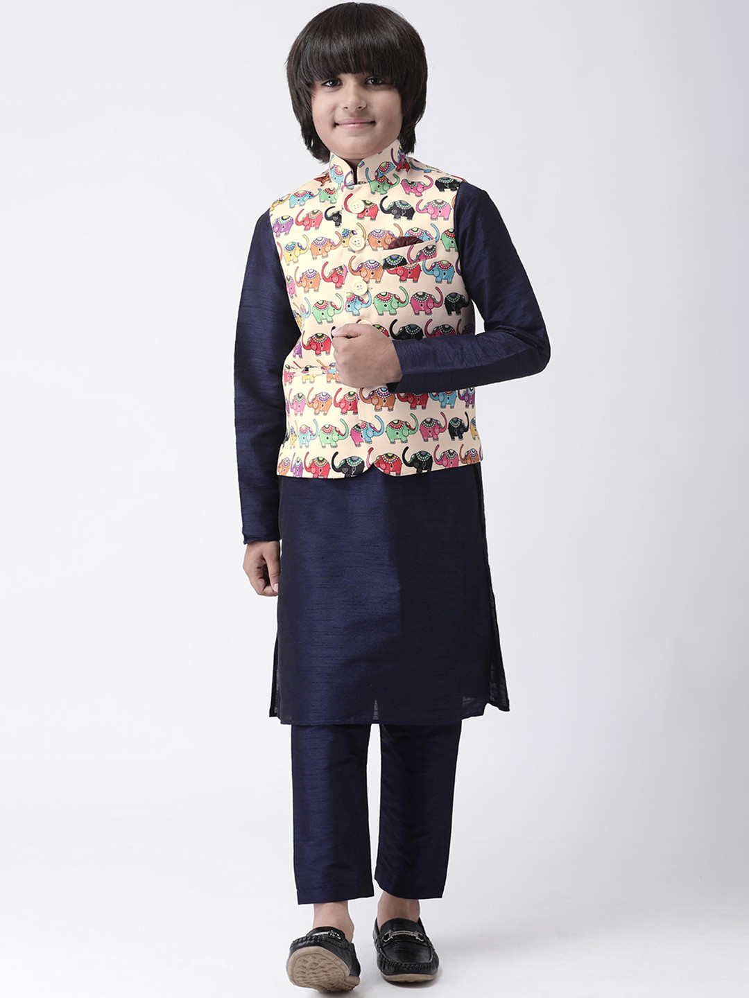 

Hangup Boys Navy Blue & Cream-Coloured Solid Kurta with Pyjamas