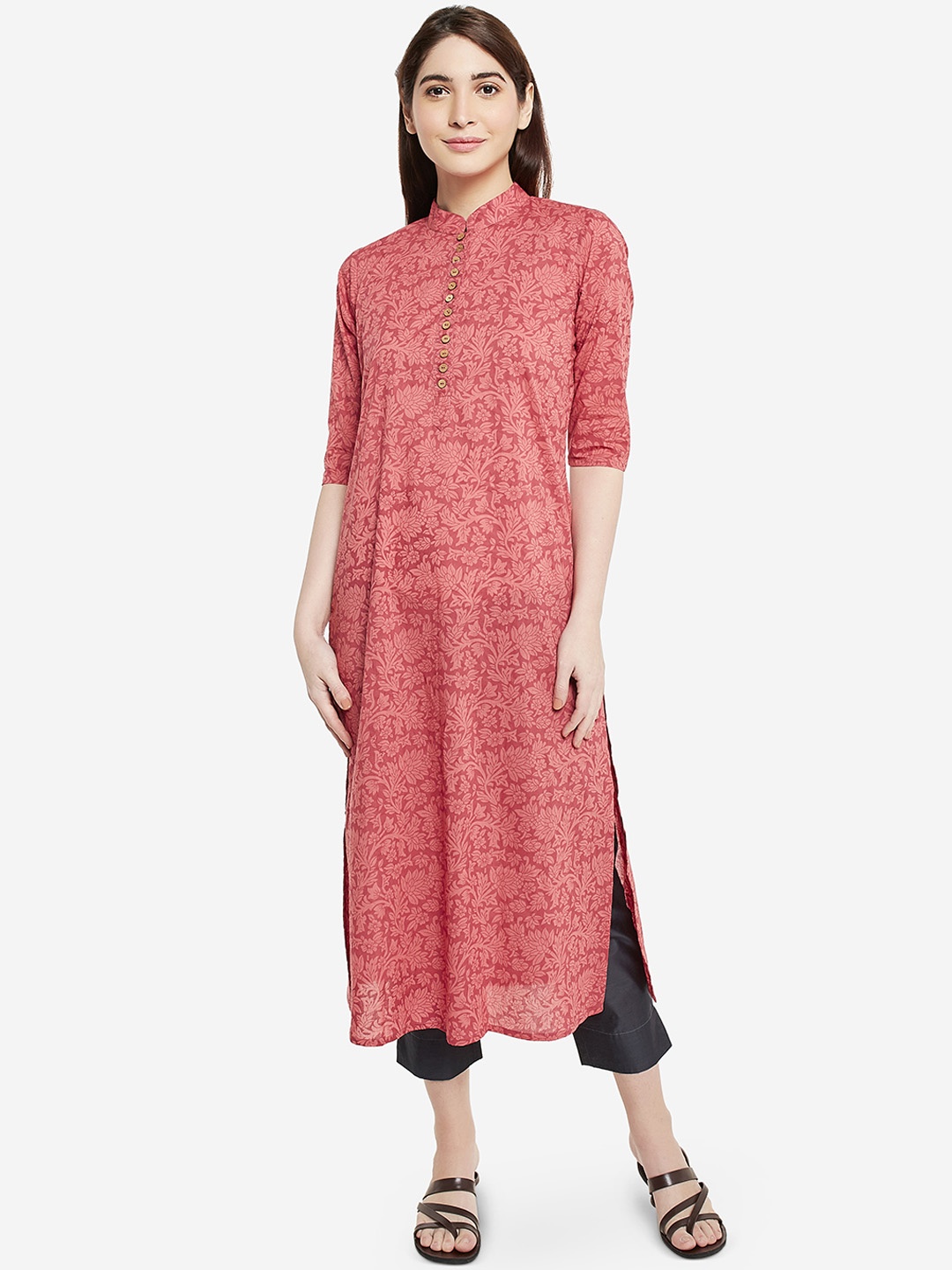 

Desi Weavess Women Red Floral Printed Straight Kurta
