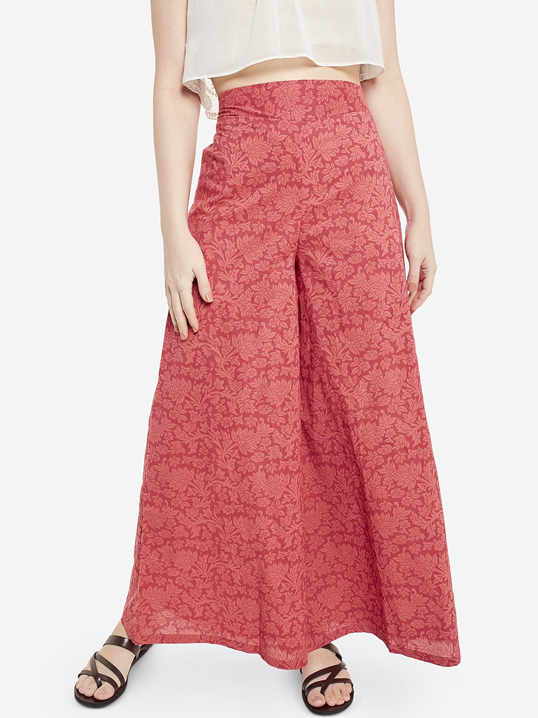 

Desi Weavess Women Pink Printed Flared Palazzos