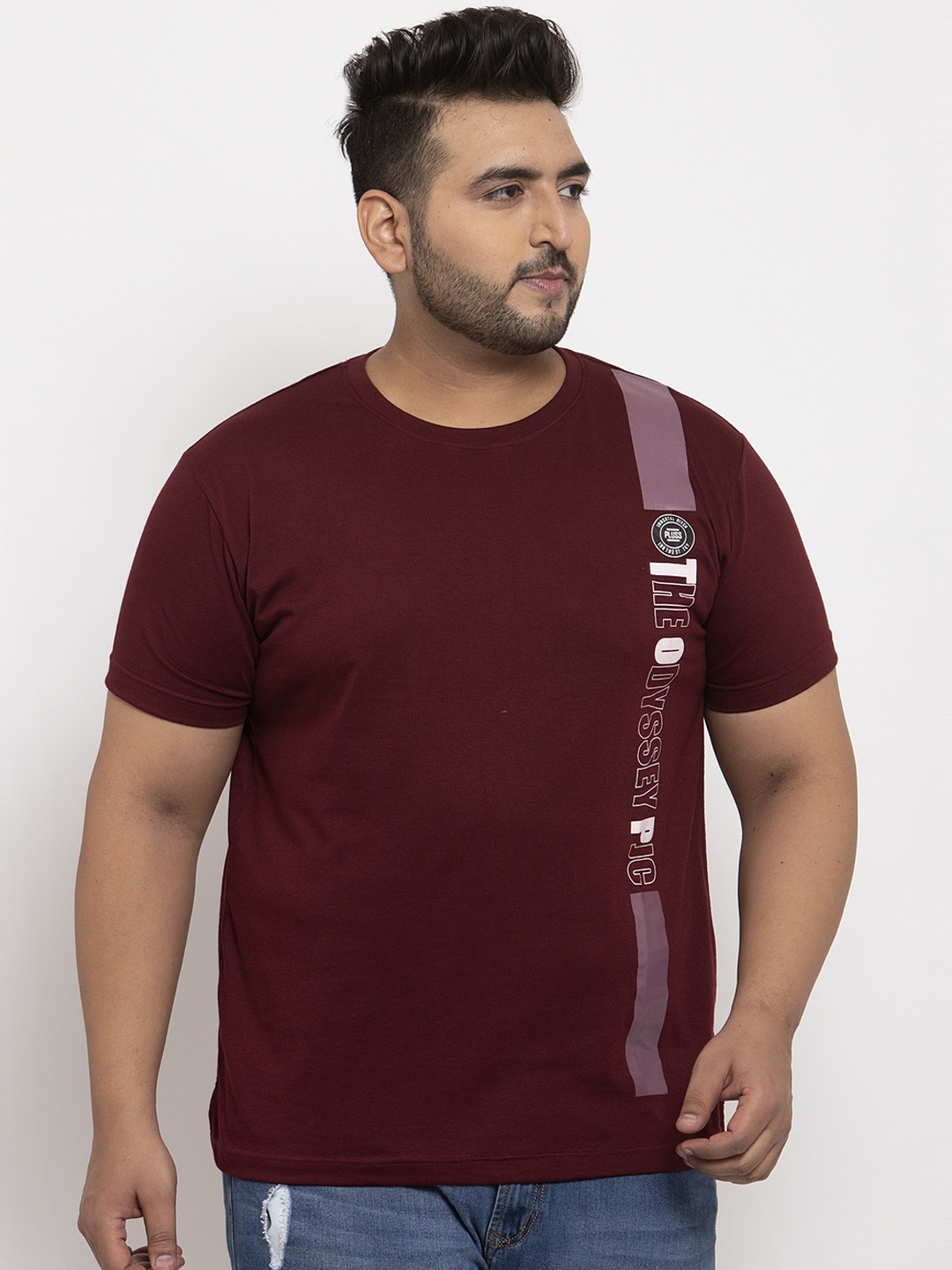 

plusS Men Burgundy Printed Round Neck Pure Cotton T-shirt