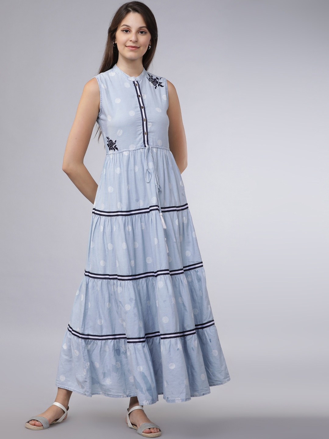 

Vishudh Women Blue & White Polka Dots Print Maxi Dress
