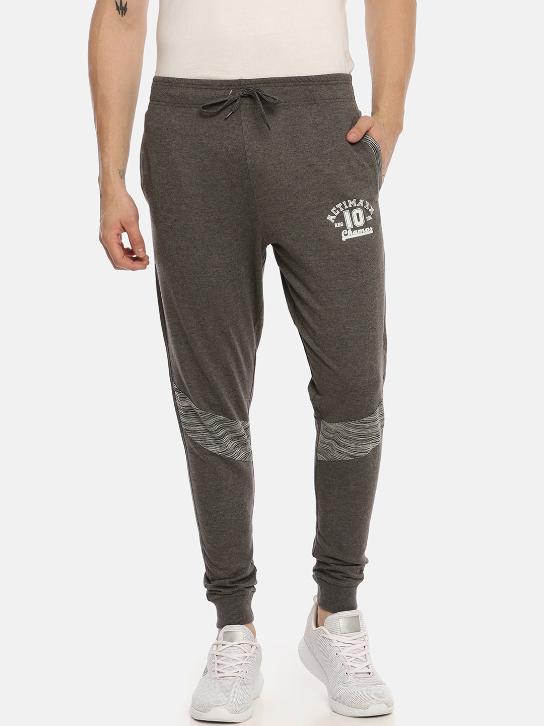 

ACTIMAXX Men Charcoal Grey Solid Slim-Fit Joggers