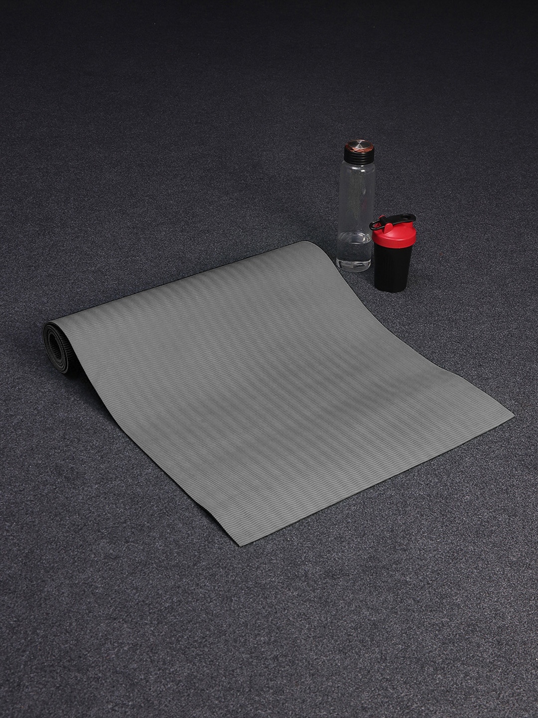 

ROMEE Unisex Grey Anti Skid Yoga Mat with Cover Bag