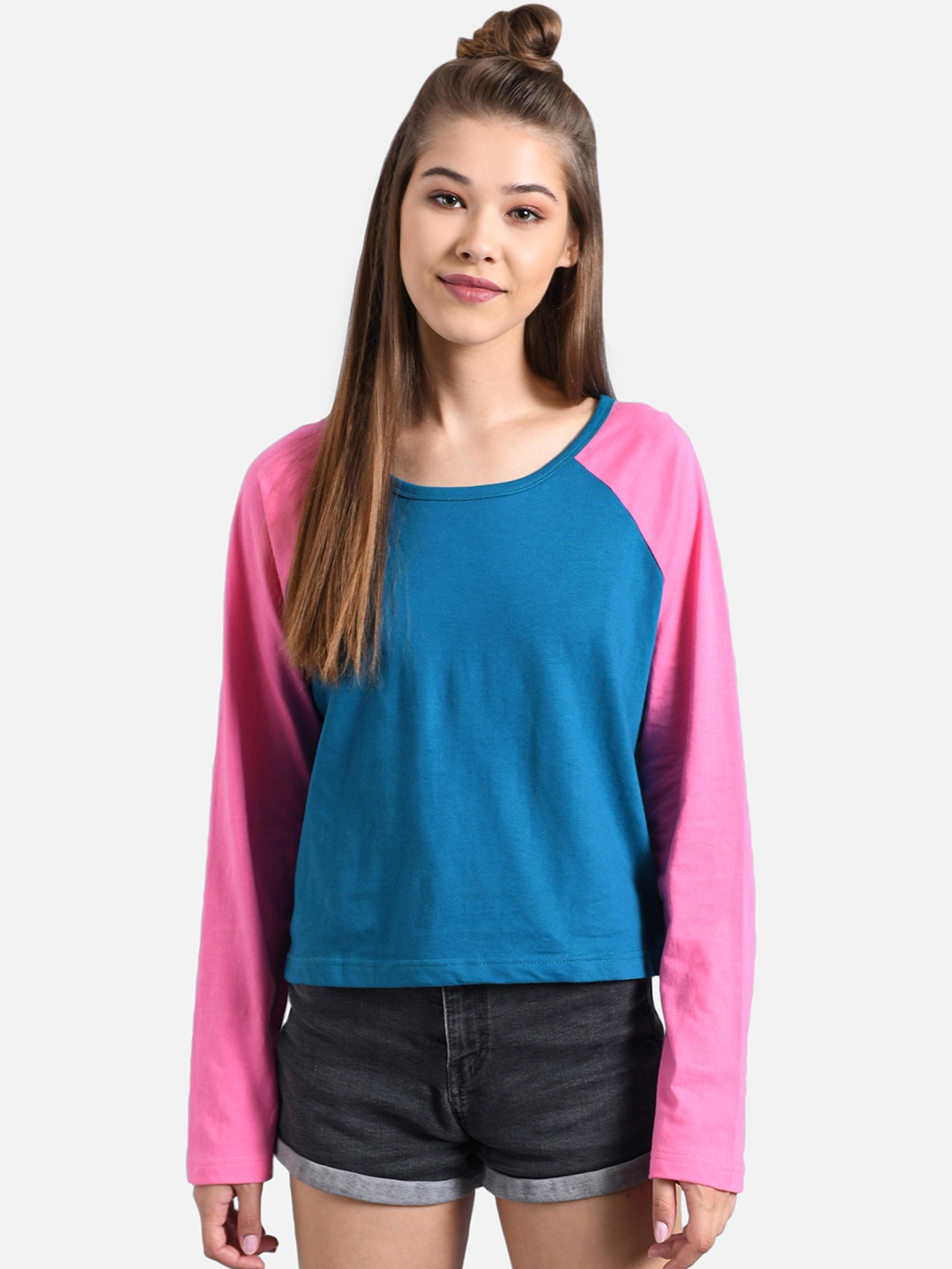 

Kotty Women Navy Blue & Pink Colourblocked Boat Neck T-shirt