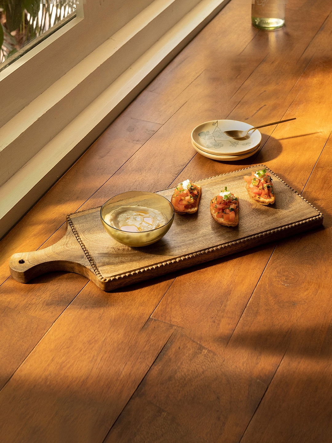 

ellementry Brown Set of 2 Mango Wood Platter With Glass Bowl