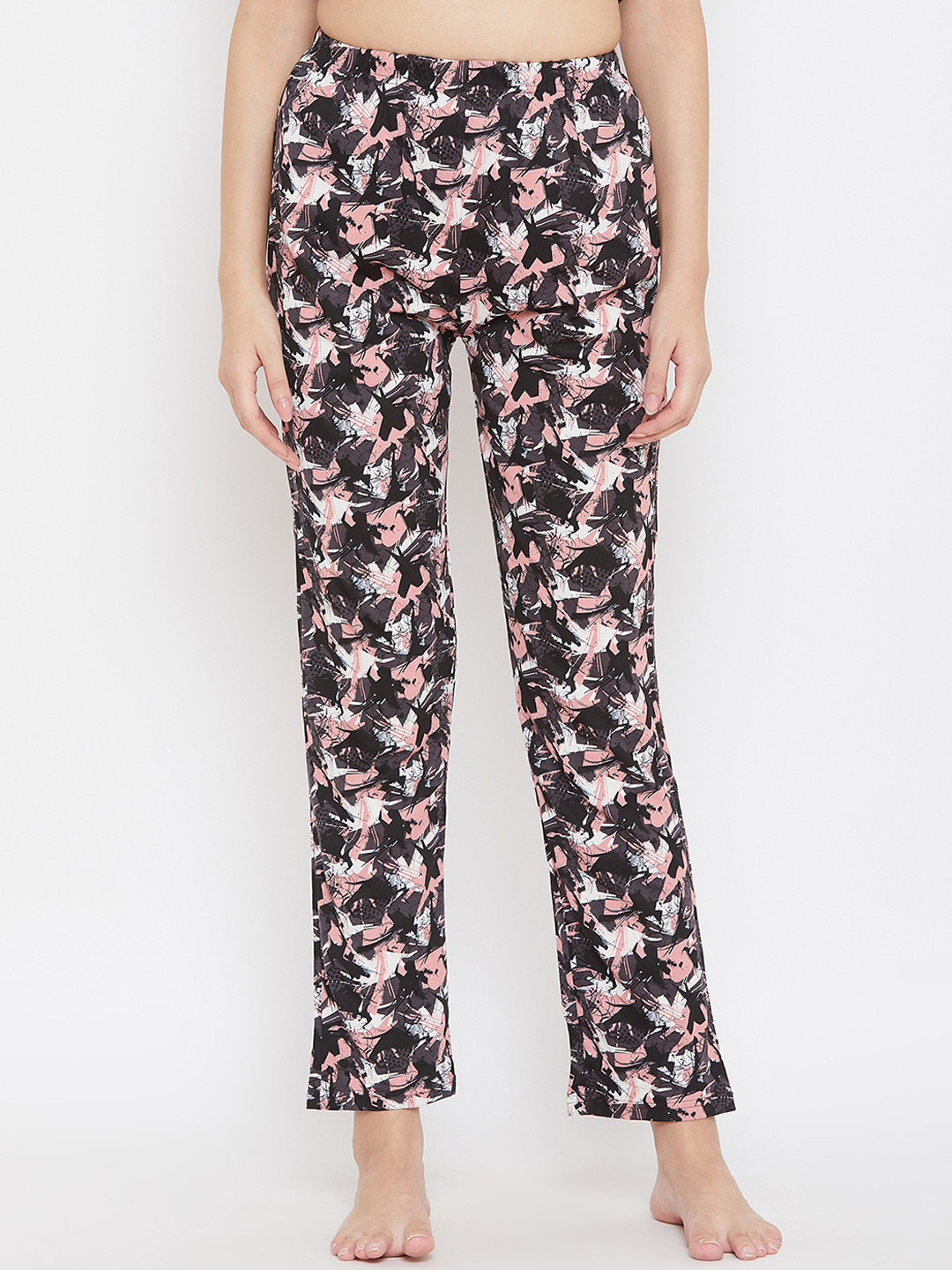 

Clovia Women Black & Pink Printed Lounge Pants